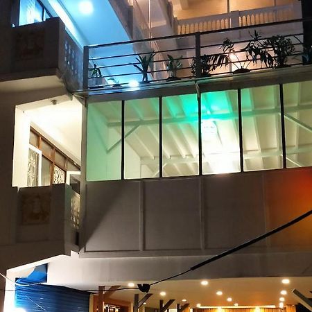 Hotel Shree Tara Kathmandu Esterno foto