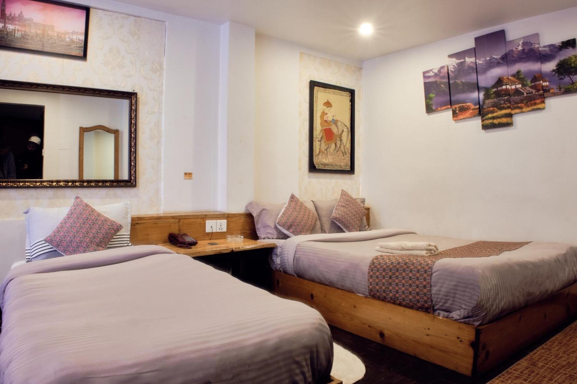 Hotel Shree Tara Kathmandu Esterno foto