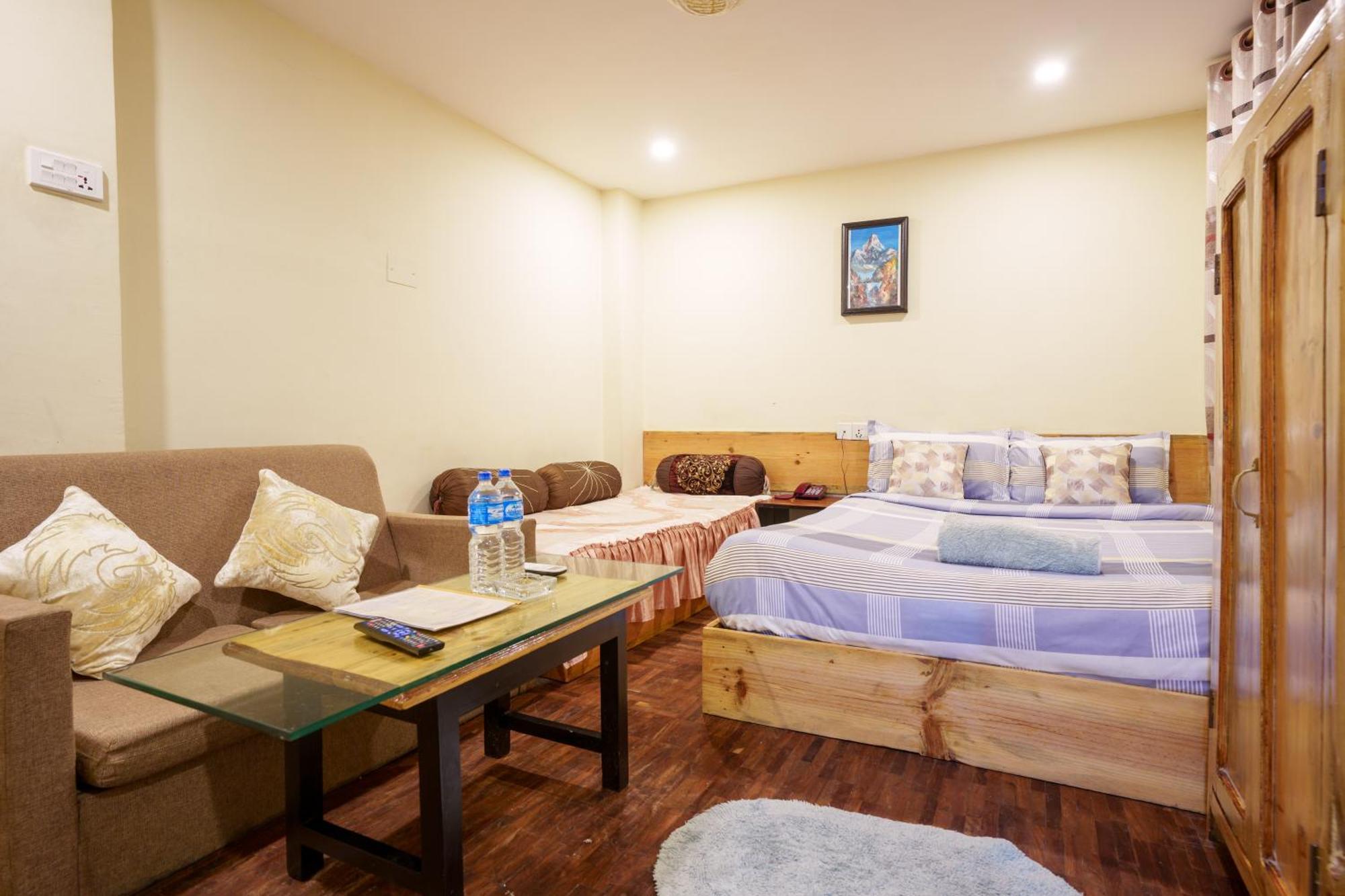 Hotel Shree Tara Kathmandu Esterno foto