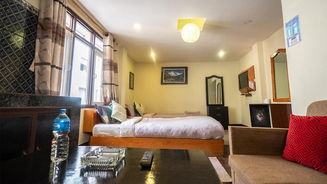 Hotel Shree Tara Kathmandu Esterno foto