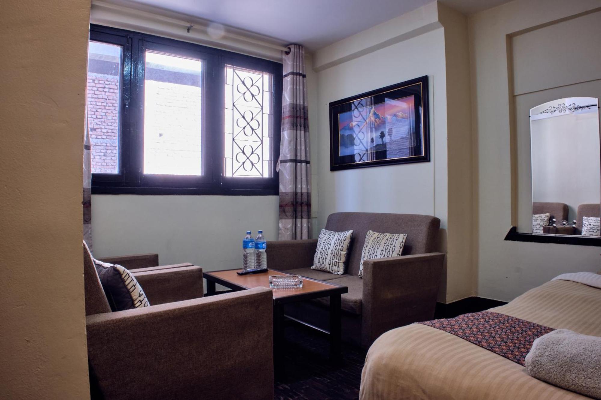 Hotel Shree Tara Kathmandu Esterno foto