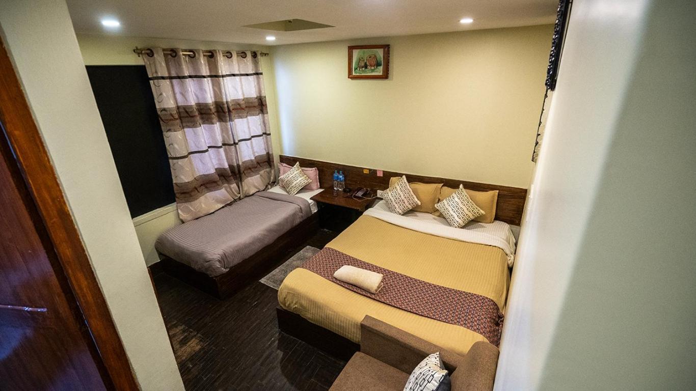 Hotel Shree Tara Kathmandu Esterno foto