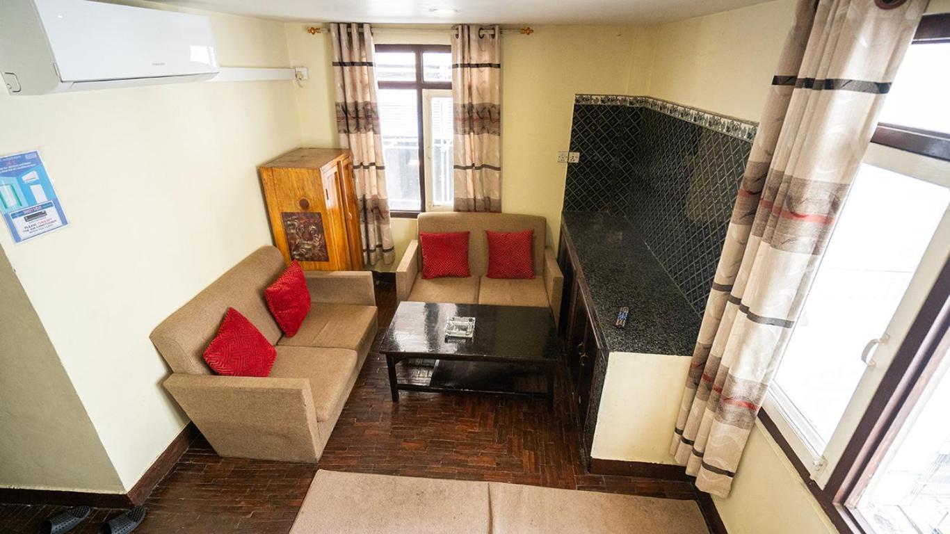 Hotel Shree Tara Kathmandu Esterno foto