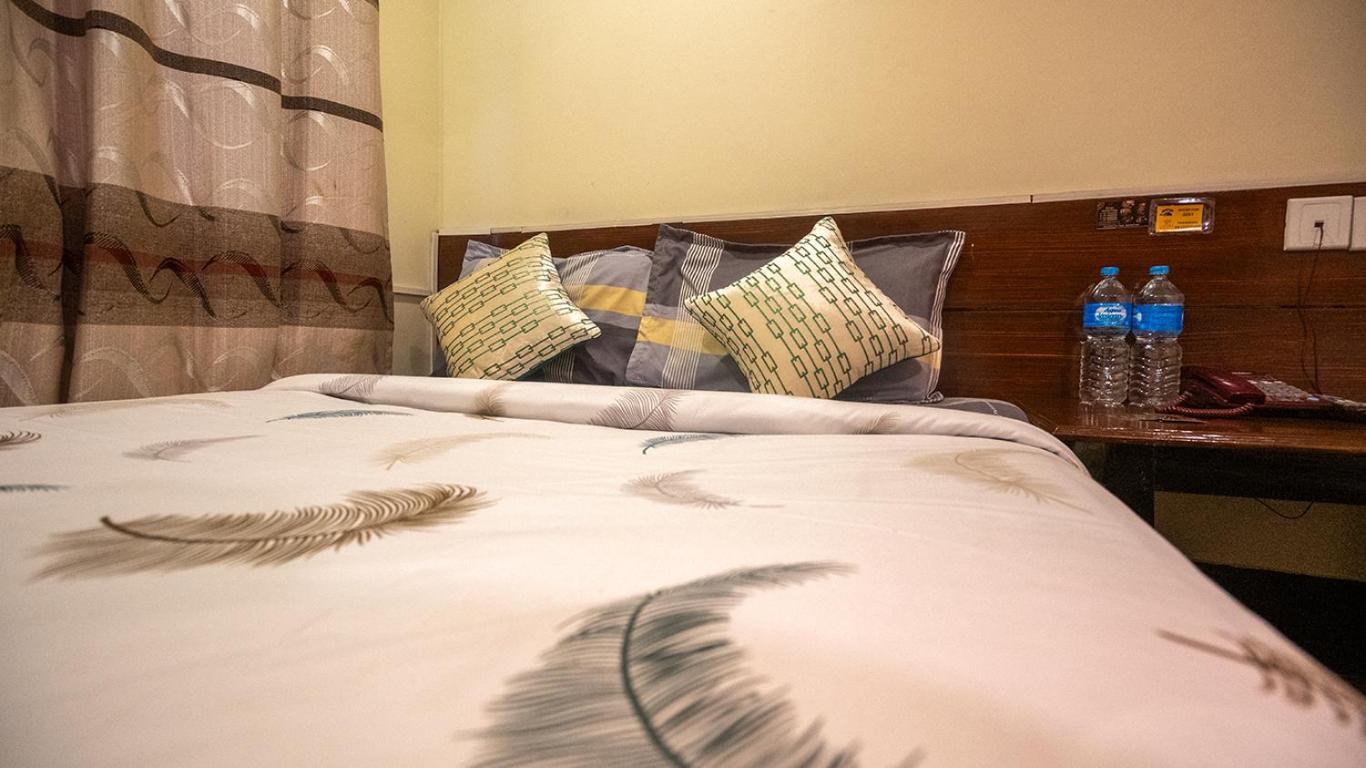 Hotel Shree Tara Kathmandu Esterno foto